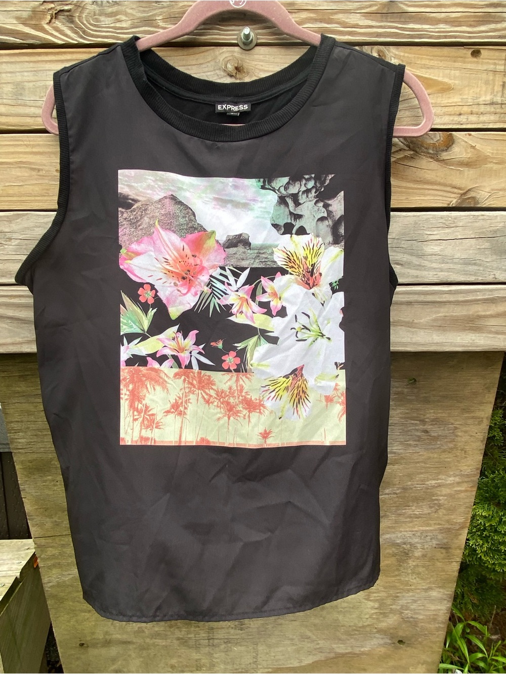Express Black Floral Mixed Media Graphic Sleeveless Top Size Large